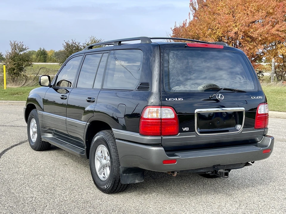 1998 Lexus LX 2nd Gen - Image 11 of 31