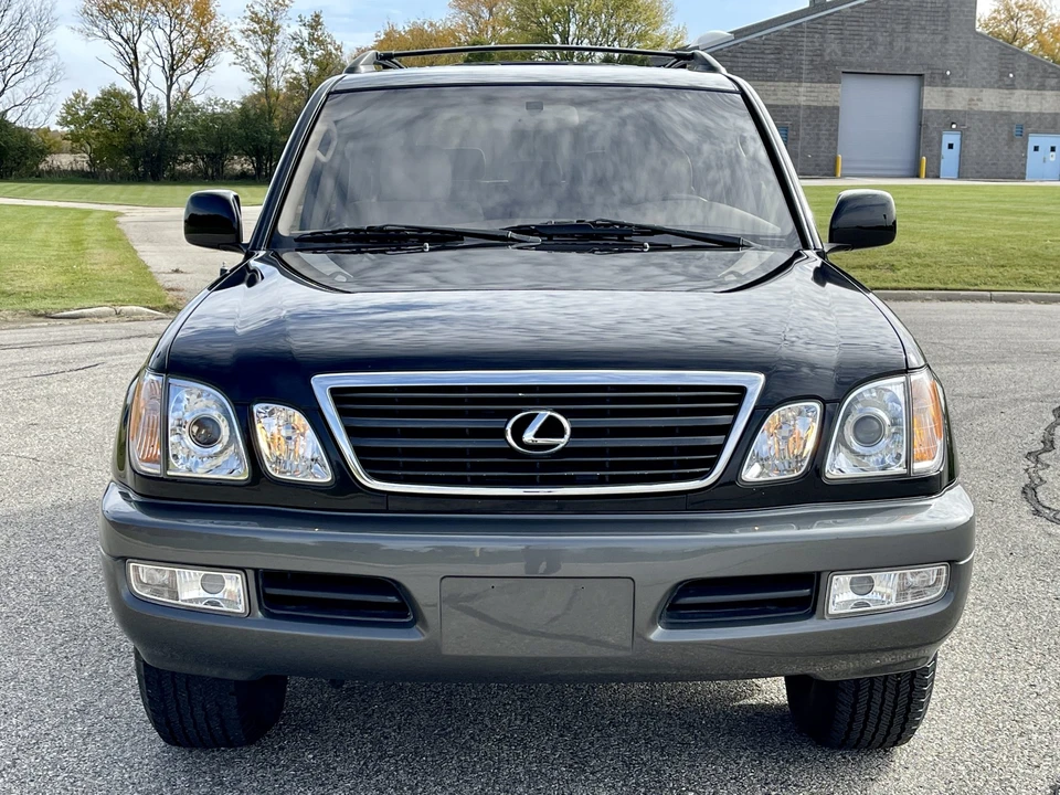 1998 Lexus LX 2nd Gen - Image 16 of 31