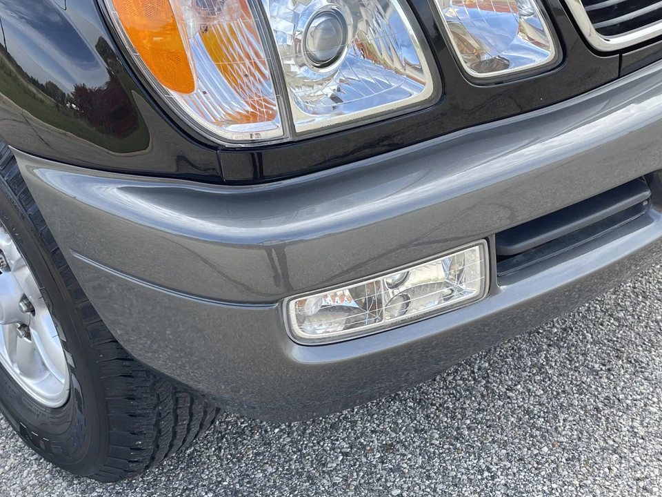 1998 Lexus LX 2nd Gen - Image 22 of 31