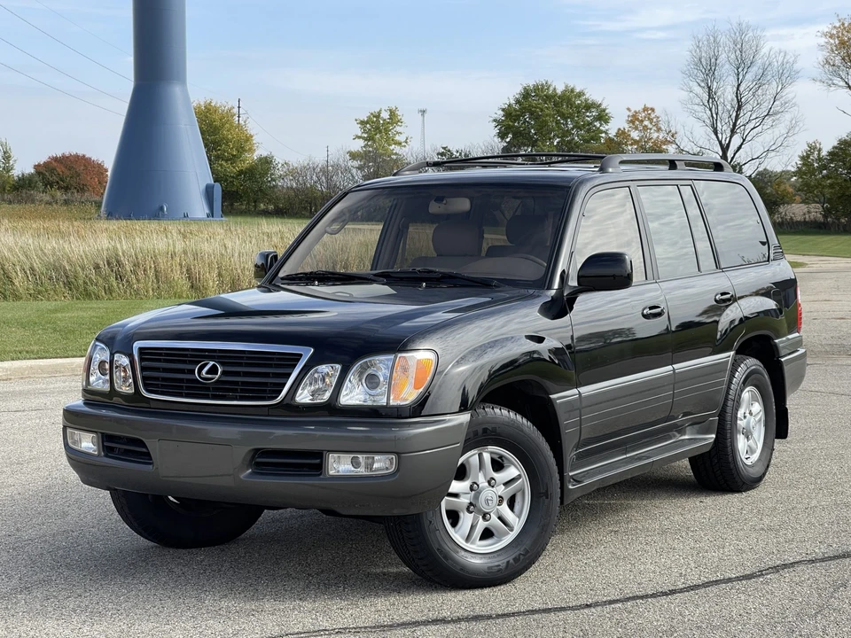 1998 Lexus LX 2nd Gen - Image 3 of 31