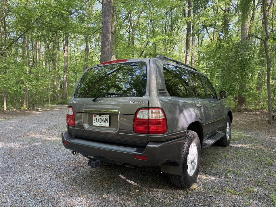 1998 Lexus LX 2nd Gen - Image 14 of 31