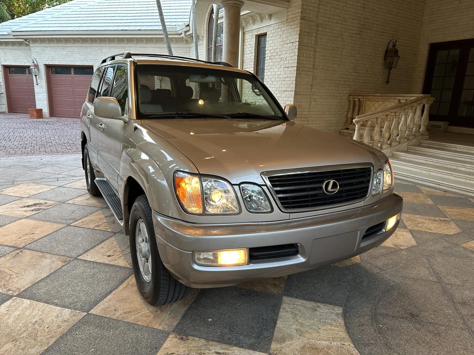 1998 Lexus LX 2nd Gen - Image 2 of 31
