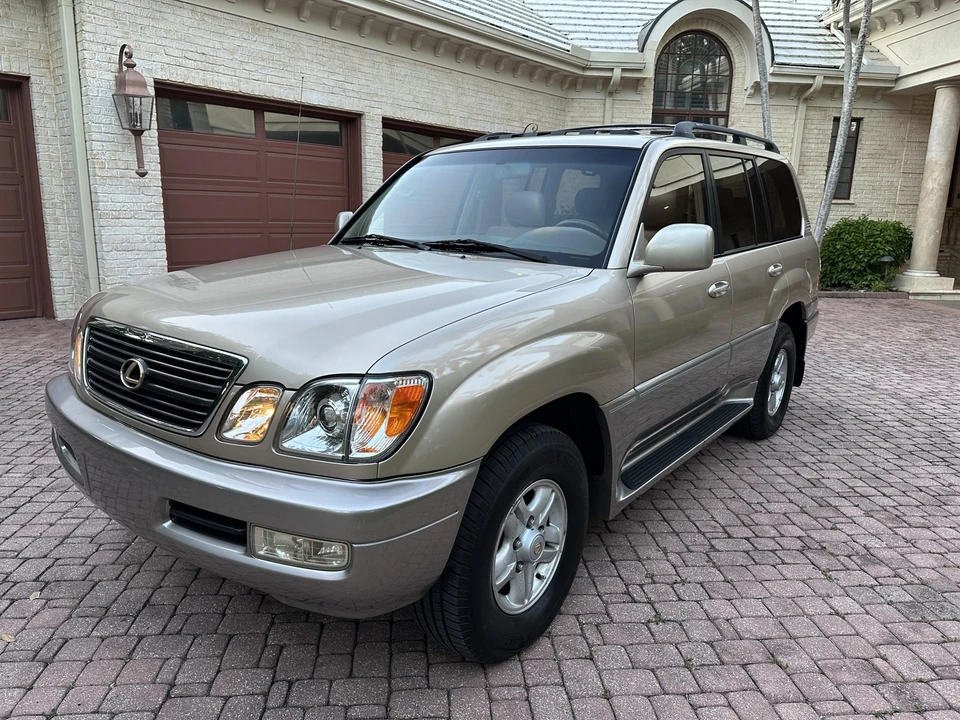1998 Lexus LX 2nd Gen - Image 30 of 31