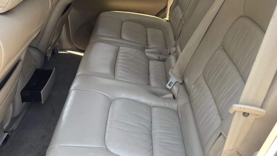1998 Lexus LX 2nd Gen - Image 4 of 12