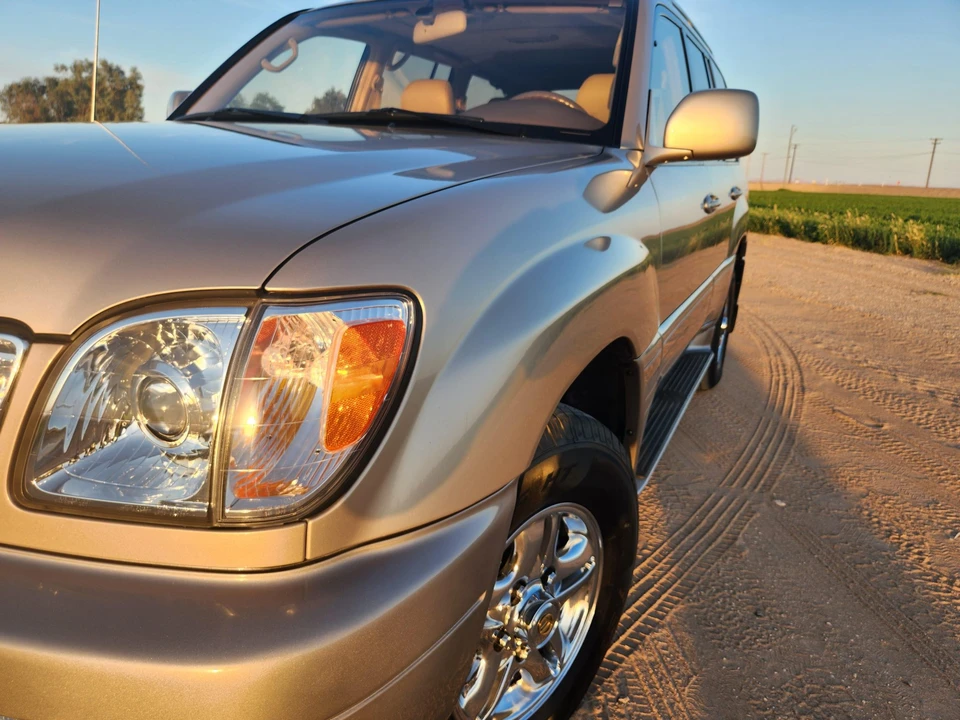 1998 Lexus LX 2nd Gen - Image 30 of 31