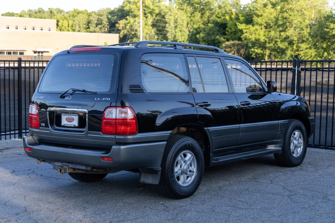 1998 Lexus LX 2nd Gen - Image 28 of 31