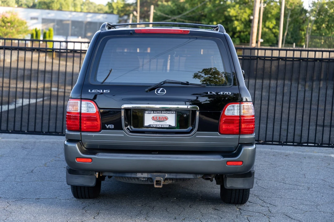 1998 Lexus LX 2nd Gen - Image 26 of 31