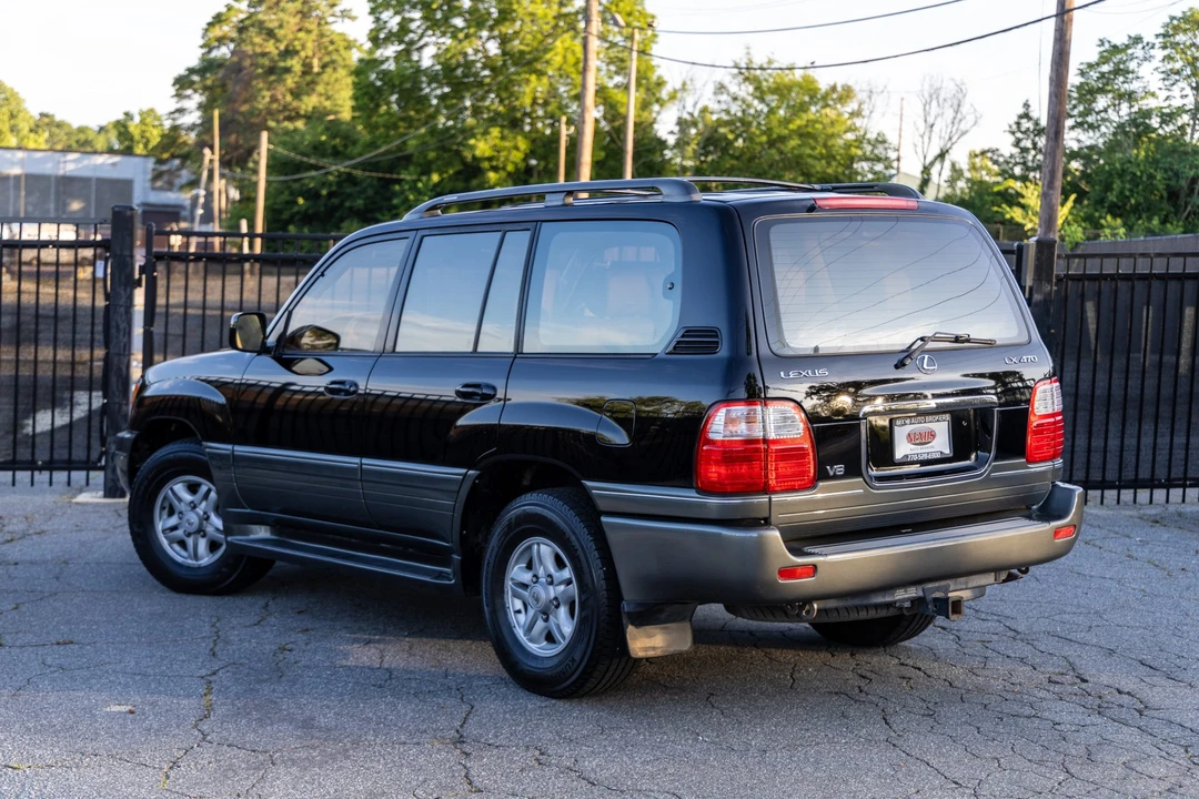 1998 Lexus LX 2nd Gen - Image 19 of 31