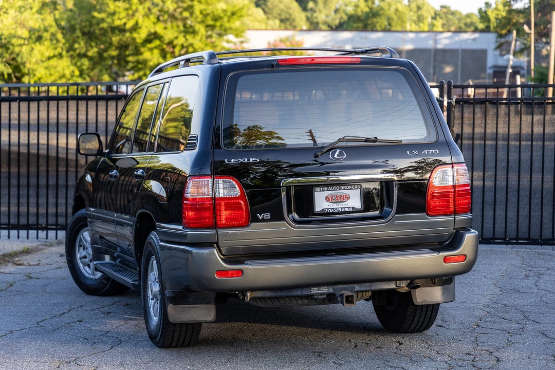 1998 Lexus LX 2nd Gen - Image 24 of 31