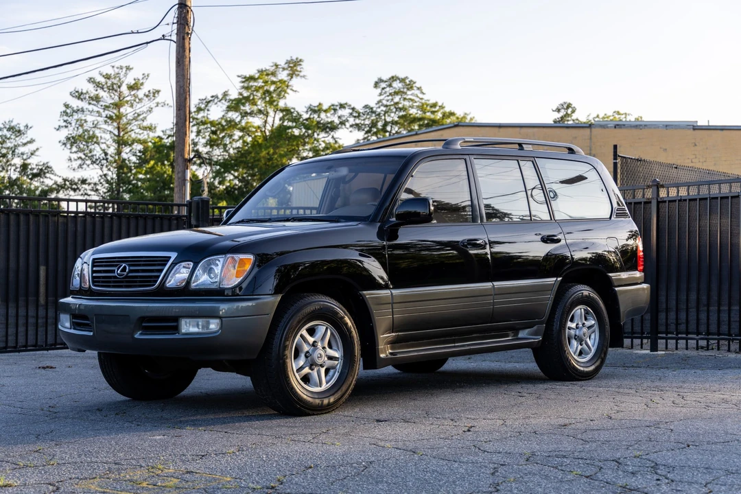 1998 Lexus LX 2nd Gen - Image 8 of 31
