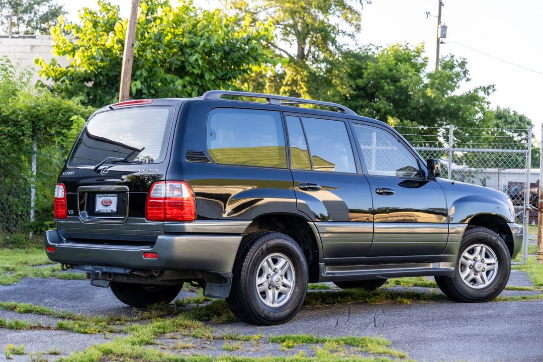 1998 Lexus LX 2nd Gen - Image 30 of 31