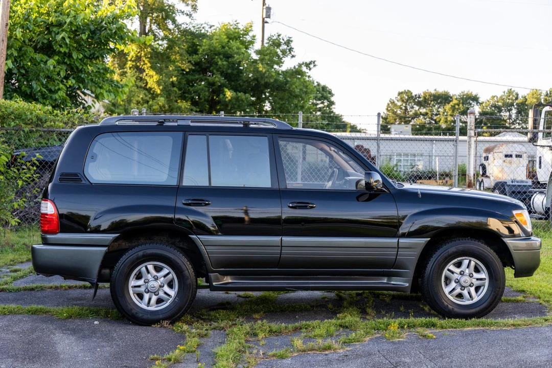 1998 Lexus LX 2nd Gen - Image 31 of 31