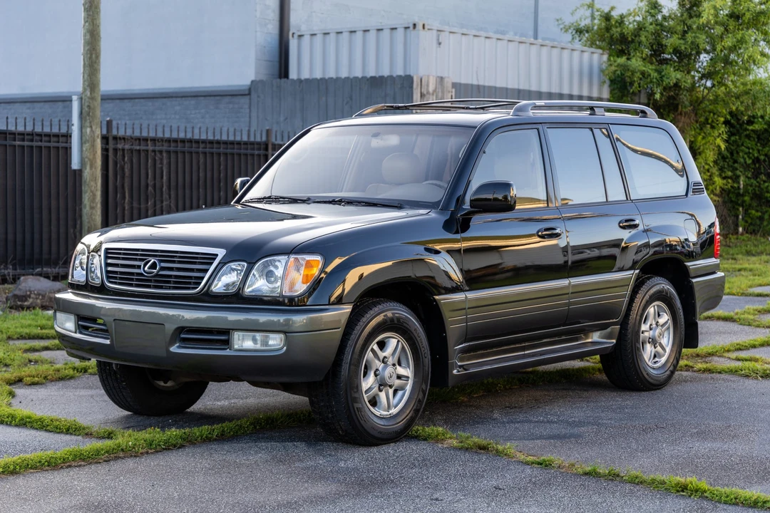 1998 Lexus LX 2nd Gen - Image 7 of 31