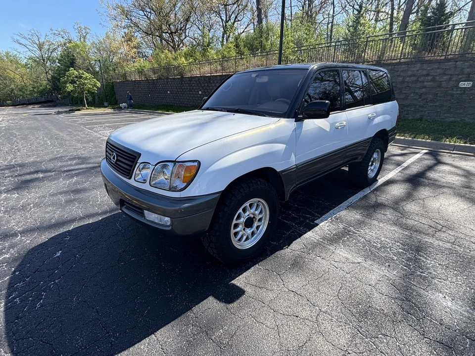 1998 Lexus LX 2nd Gen - Image 2 of 31