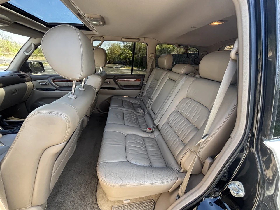 1998 Lexus LX 2nd Gen - Image 29 of 31
