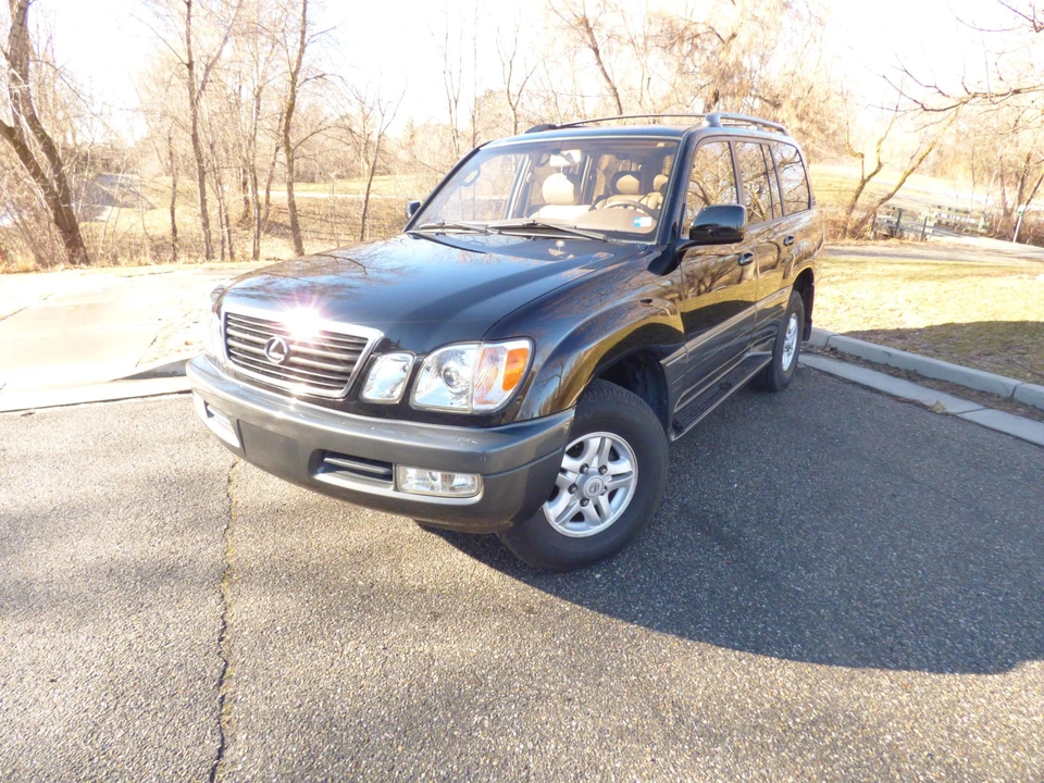 1998 Lexus LX 2nd Gen - Image 3 of 31