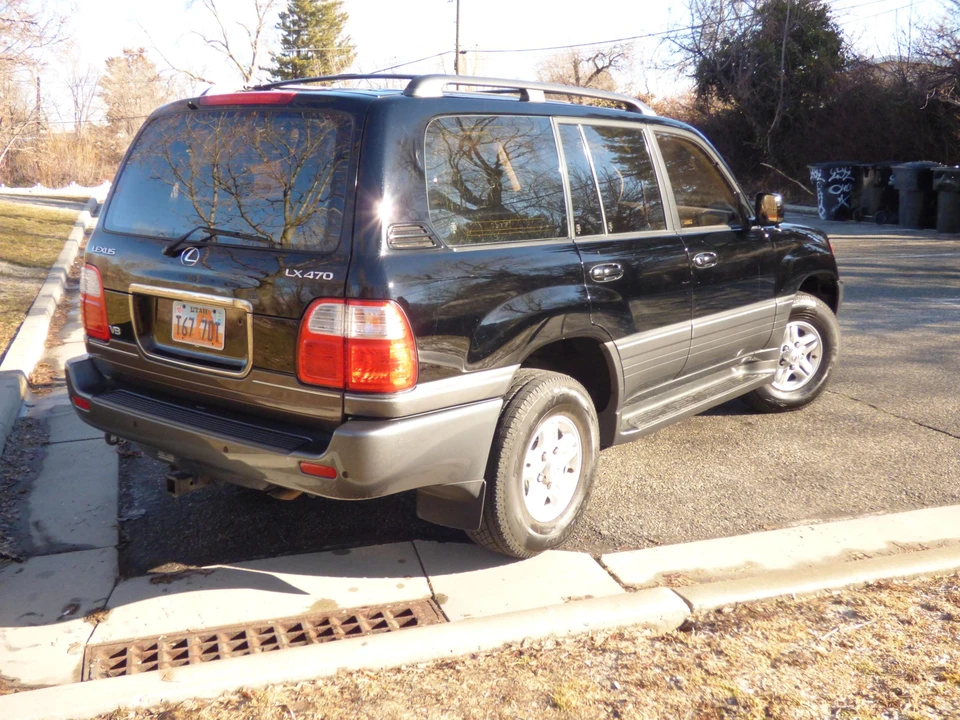 1998 Lexus LX 2nd Gen - Image 14 of 31
