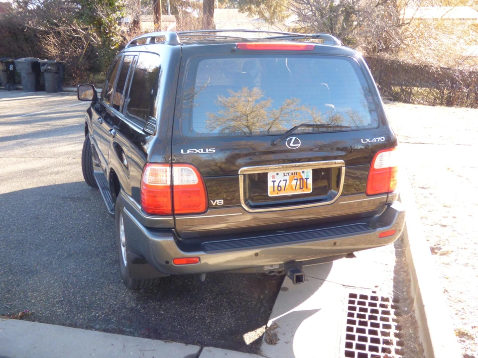 1998 Lexus LX 2nd Gen - Image 10 of 31