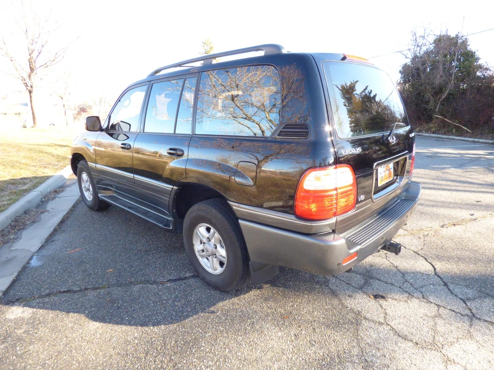 1998 Lexus LX 2nd Gen - Image 7 of 31