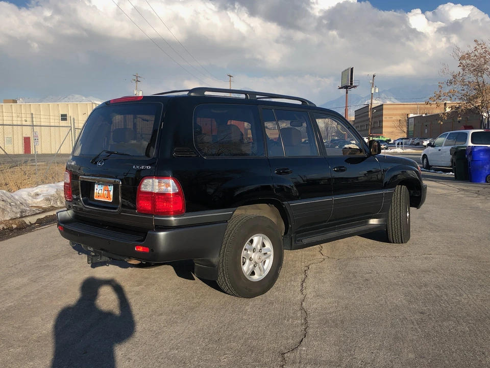 1998 Lexus LX 2nd Gen - Image 30 of 31