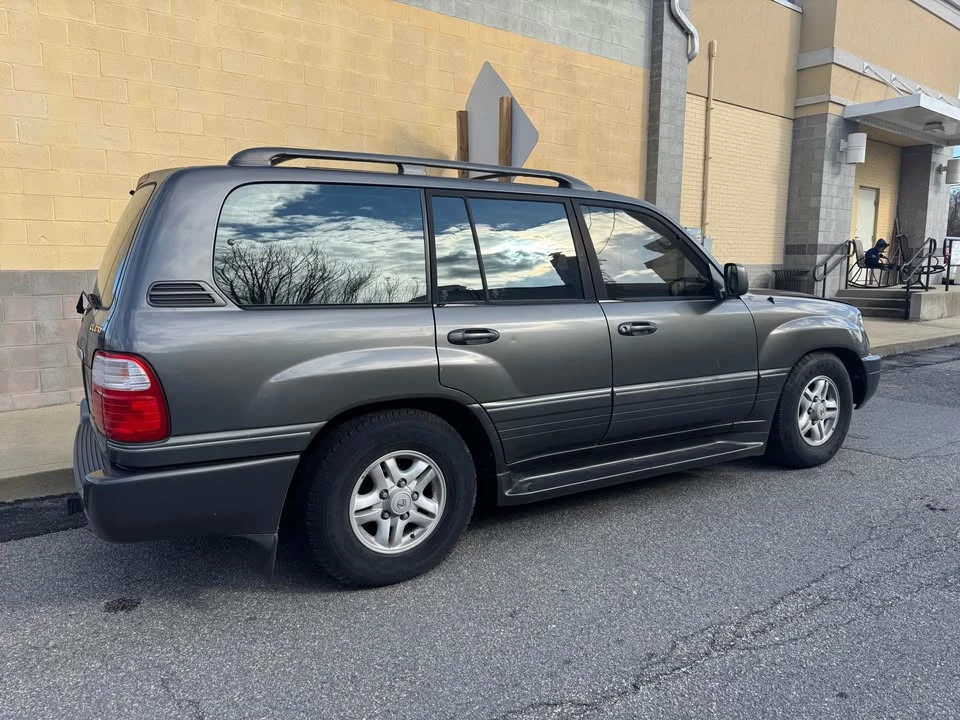1998 Lexus LX 2nd Gen - Image 2 of 10