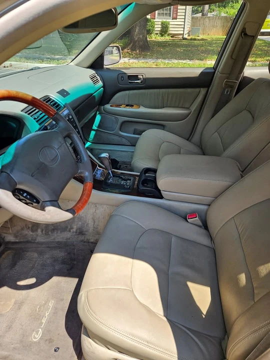 1998 Lexus LS 2nd Gen - Image 2 of 5