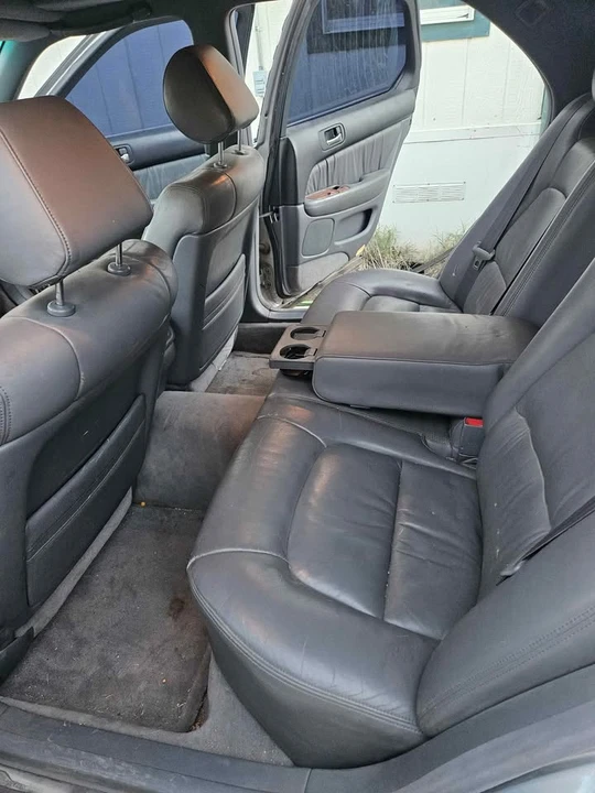 1998 Lexus LS 2nd Gen - Image 3 of 6