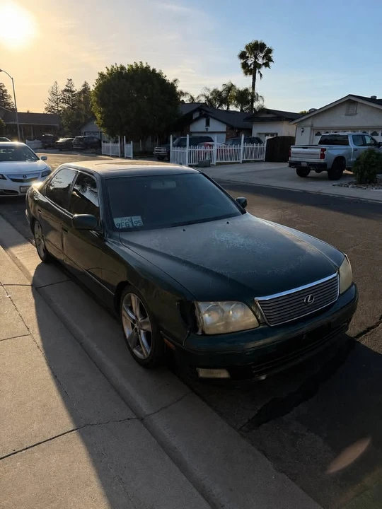 1998 Lexus LS 2nd Gen - Image 2 of 6
