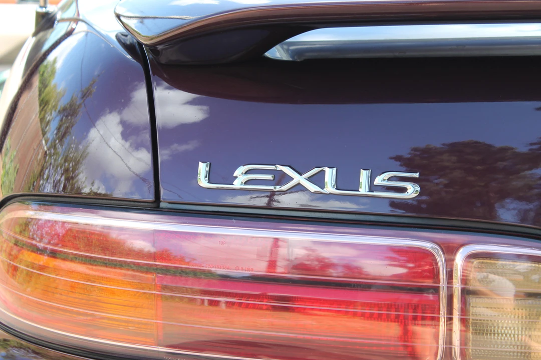 1998 Lexus SC400 - Image 19 of 31