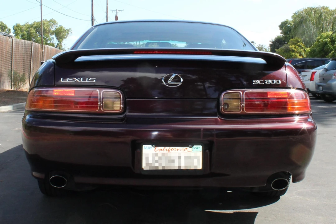 1998 Lexus SC400 - Image 5 of 31