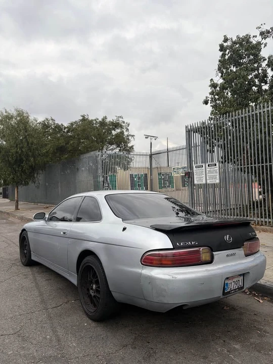 1998 Lexus SC400 - Image 4 of 7