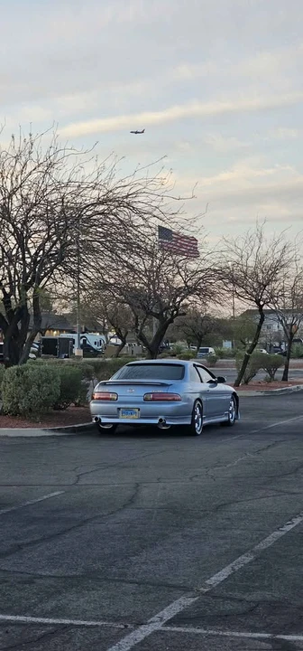 1998 Lexus SC400 - Image 4 of 10