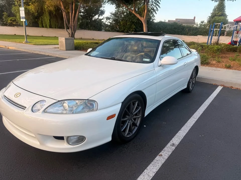 1998 Lexus SC400 - Image 2 of 18