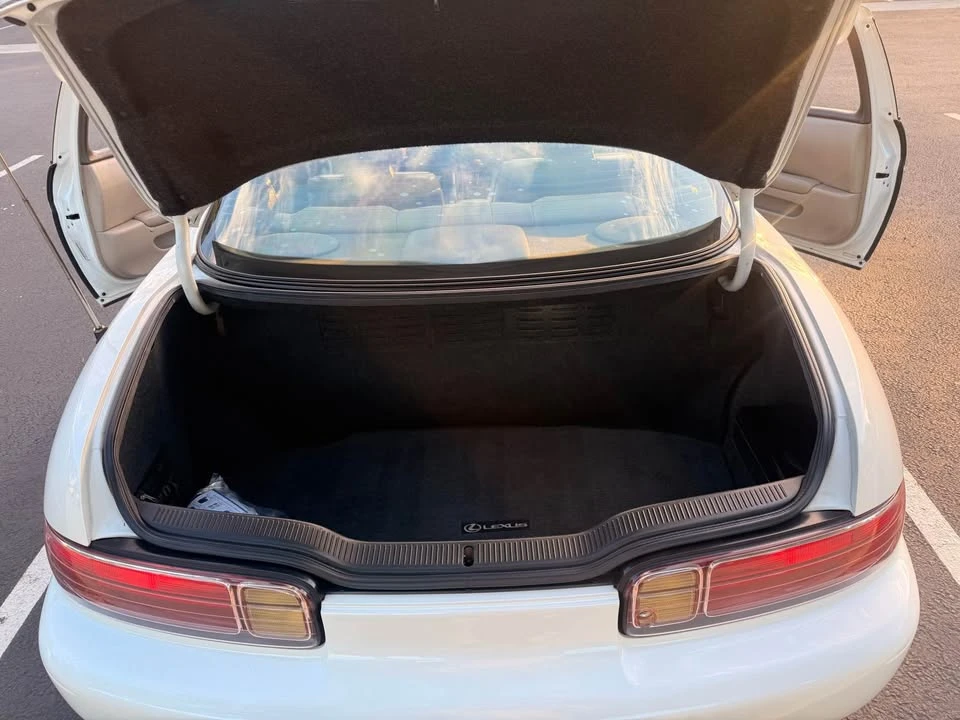 1998 Lexus SC400 - Image 9 of 18