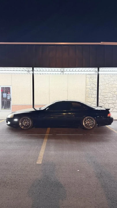 1998 Lexus SC400 - Image 2 of 4