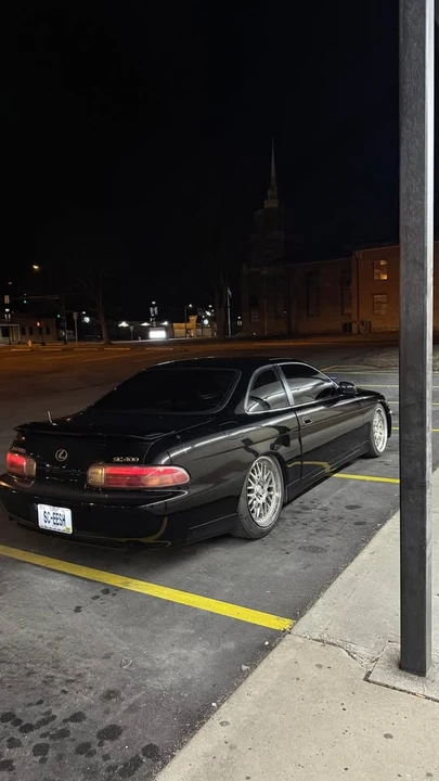 1998 Lexus SC400 - Image 4 of 4