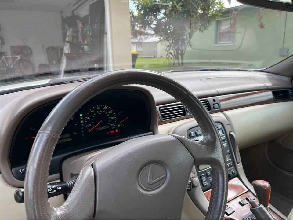 1998 Lexus SC400 - Image 8 of 9