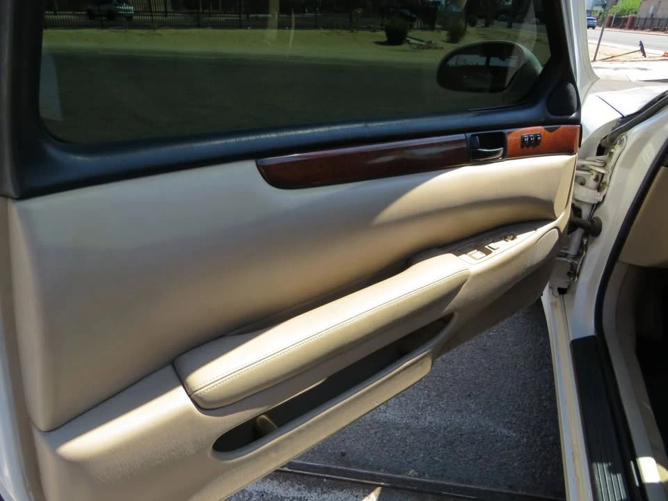 1998 Lexus SC400 - Image 12 of 20