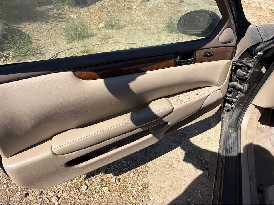 1998 Lexus SC400 - Image 7 of 18