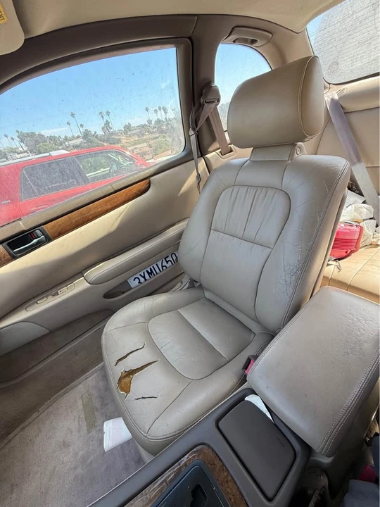 1998 Lexus SC400 - Image 11 of 18