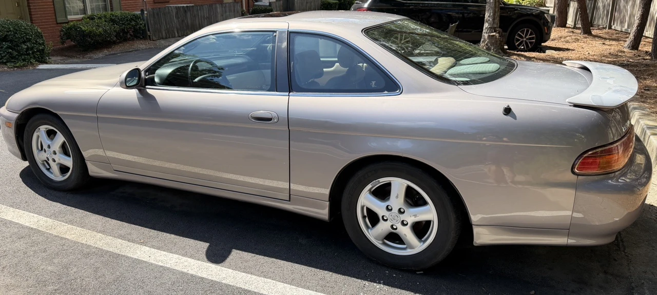 1998 Lexus SC400 - Image 11 of 26