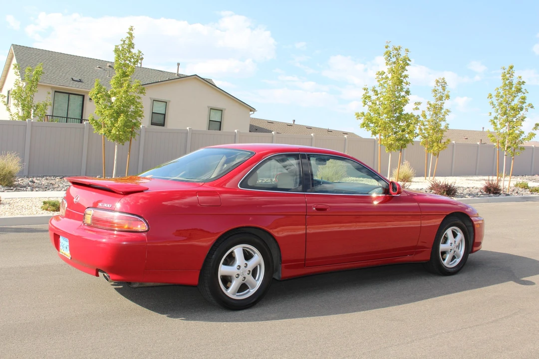 1998 Lexus SC400 - Image 16 of 31