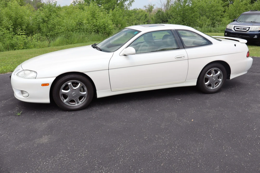 1998 Lexus SC400 - Image 4 of 31
