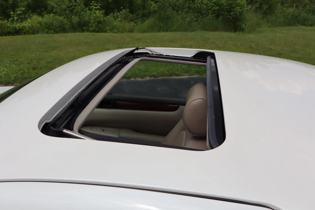 1998 Lexus SC400 - Image 22 of 31