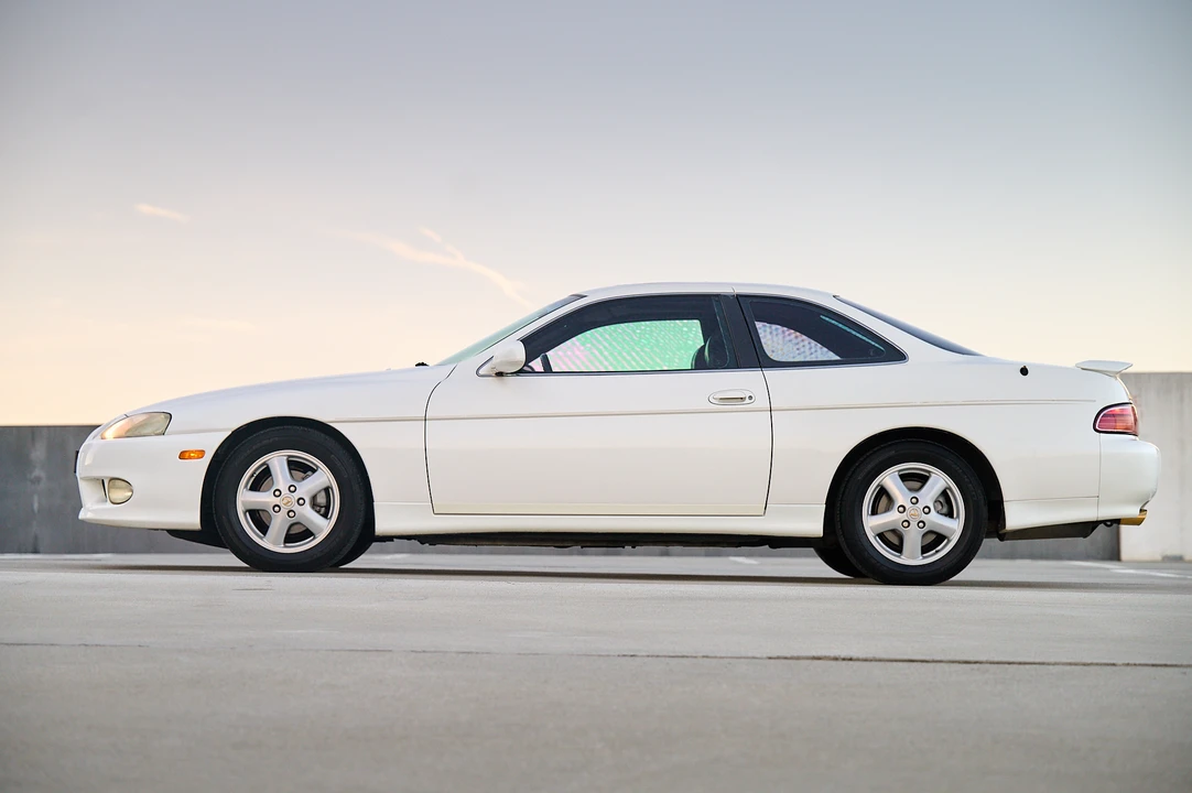1998 Lexus SC400 - Image 5 of 31