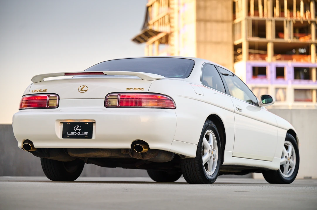 1998 Lexus SC400 - Image 9 of 31