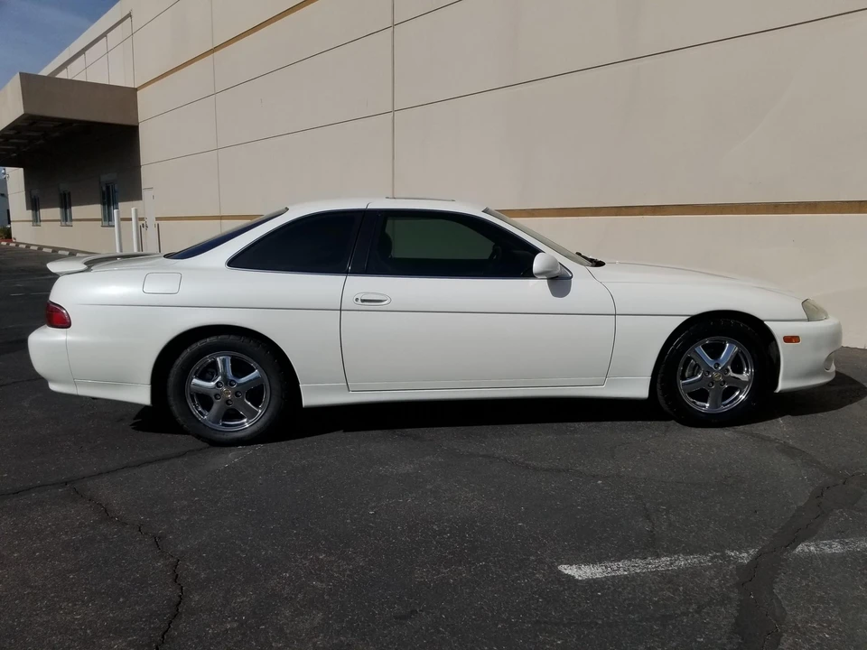 1998 Lexus SC400 - Image 9 of 31