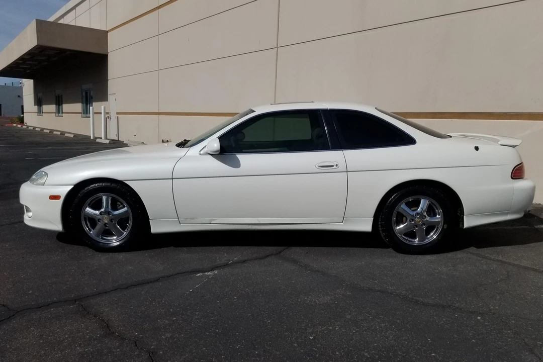 1998 Lexus SC400 - Image 3 of 31
