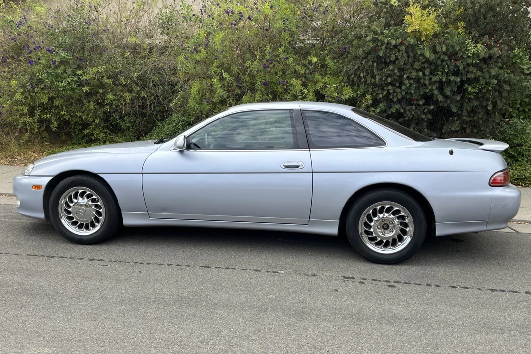 1998 Lexus SC400 - Image 26 of 31