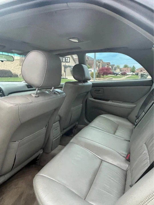 1998 Lexus ES 3rd Gen - Image 10 of 12